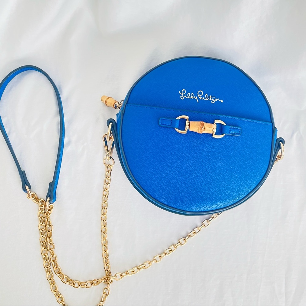 Lilly Pulitzer Amalia Crossbody in Bennet Blue Round w/ Gold and Bamboo Accents
